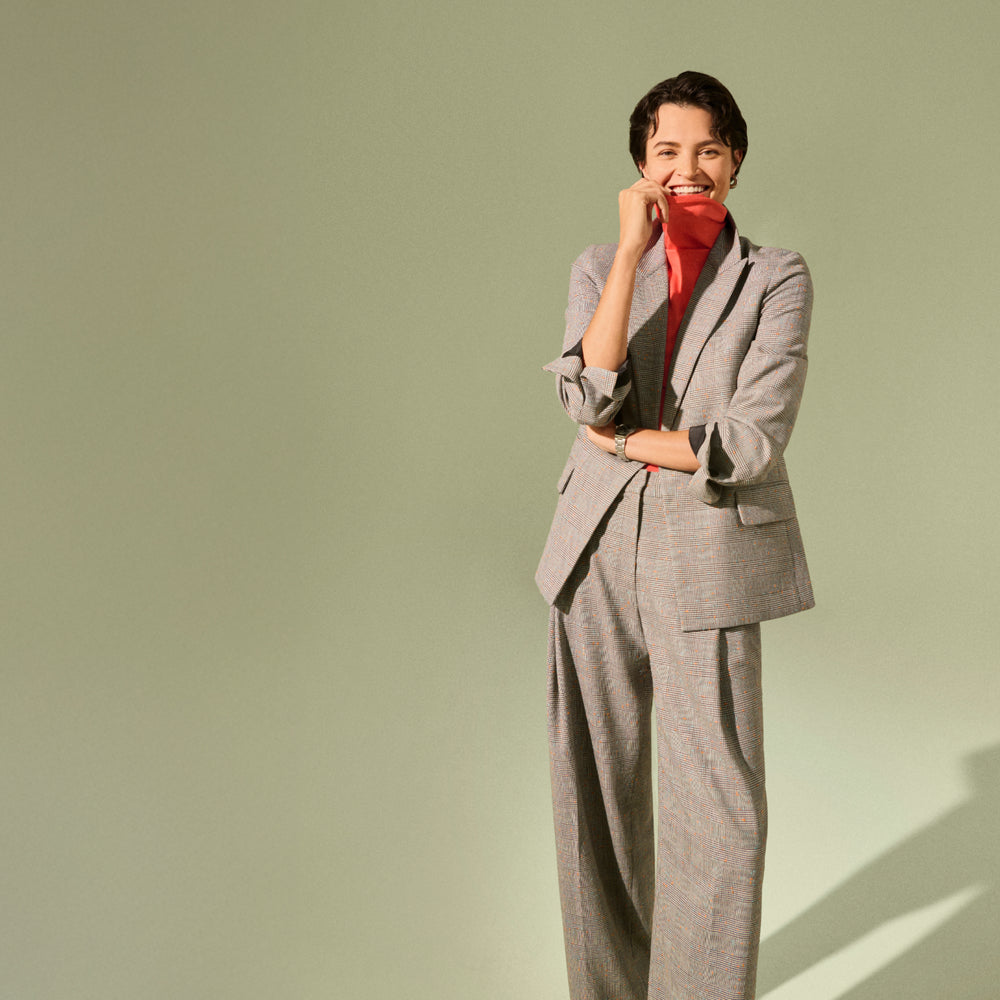 front image of a woman wearing the Tyner Blazer in Sharkskin in Mixed Check