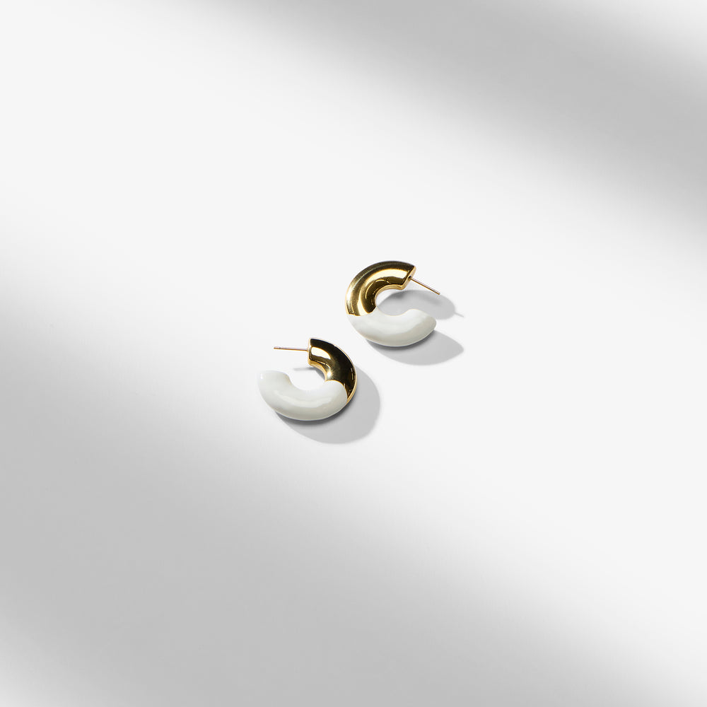 packshot image of the quinn earring