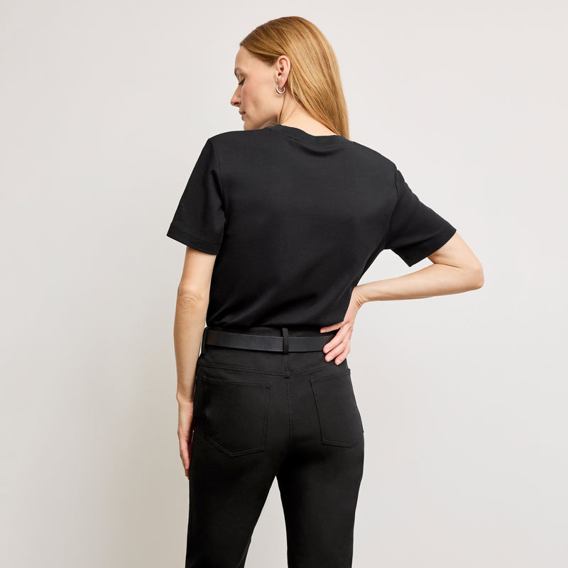 Leslie Classic T-Shirt