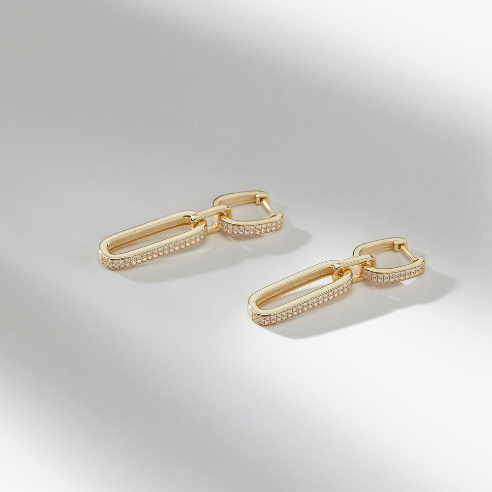 packshot image of the flora earrings in gold