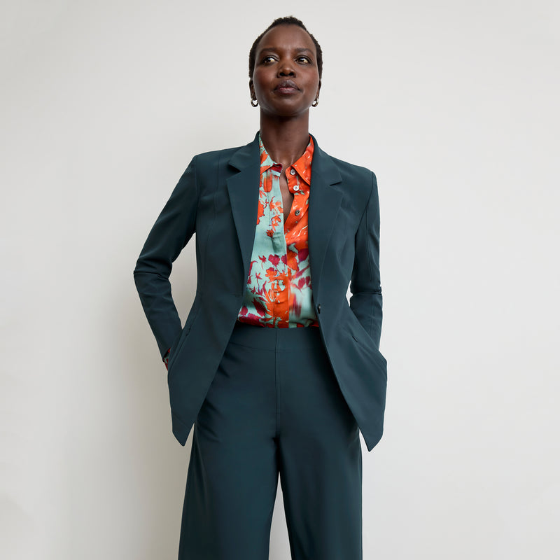 Moreland Travel Blazer