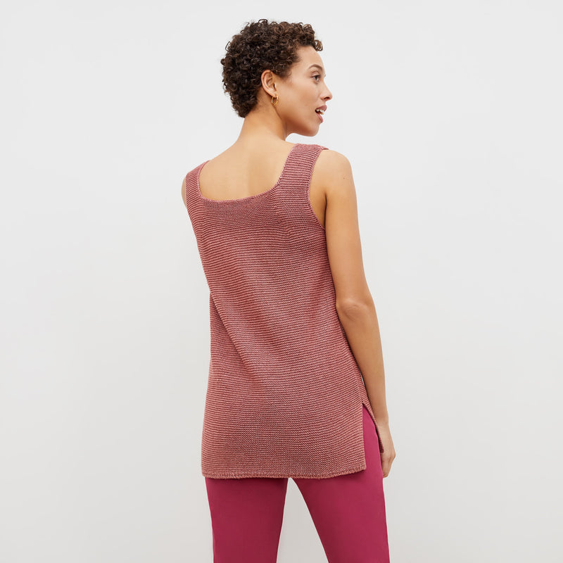 Adele Tunic