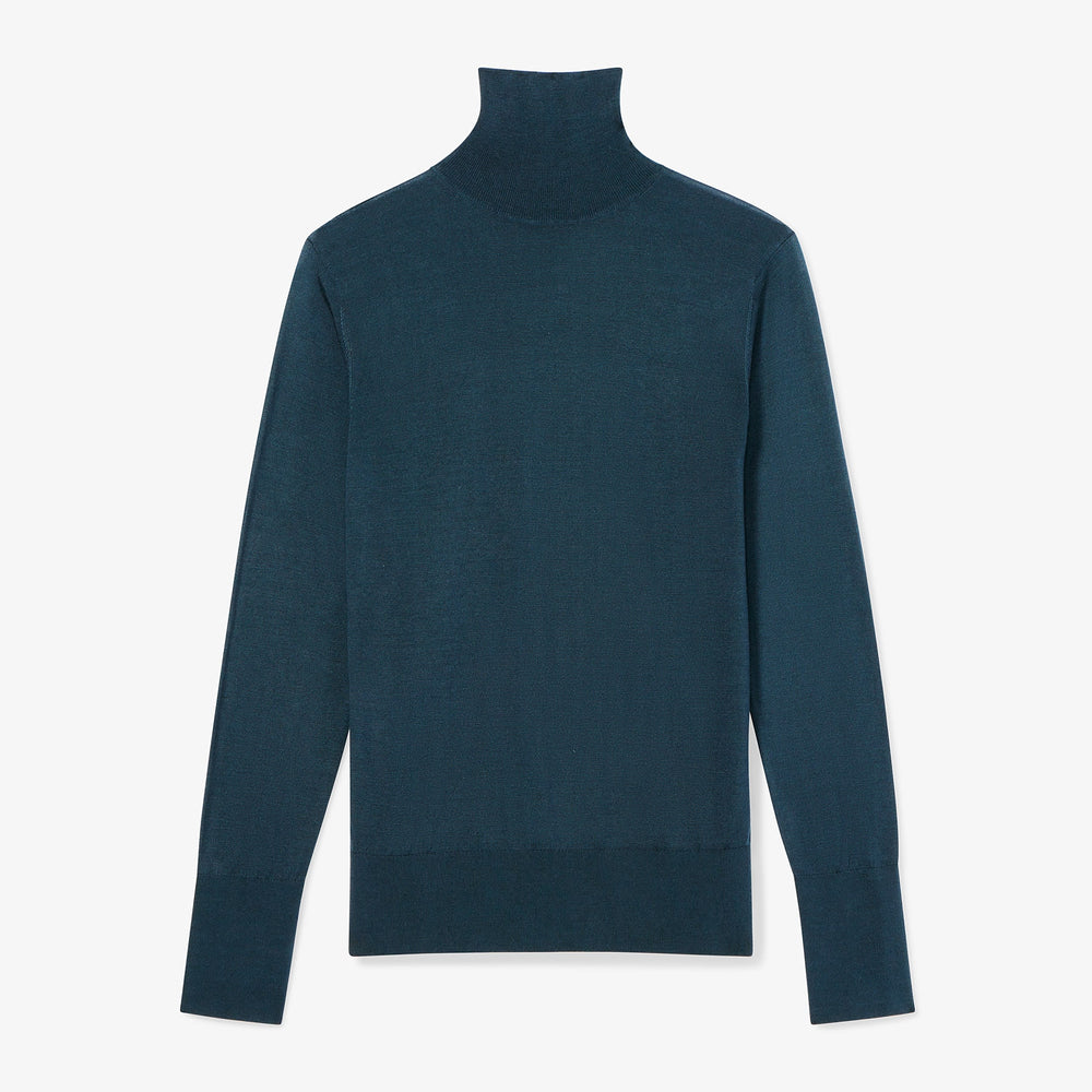 still image of the elizabeth top in deep sea