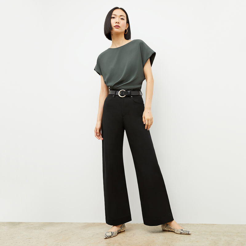 Circle Buckle Belt